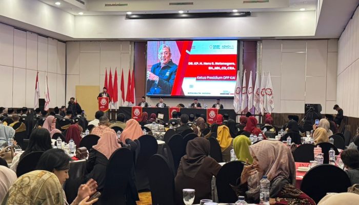 DPP KAI Kukuhkan 41 Advokat Baru di Sultra, Tegaskan Komitmen Integritas Profesi