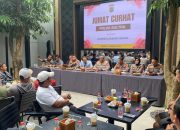 Polda Sultra Gelar “Jumat Curhat” Bersama Komunitas Burung Kendari, Serap Keluhan Narkoba hingga Cyber Crime