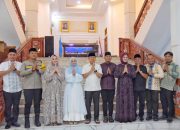 Wali Kota dan Wawali Kota Kendari Hadiri Silaturahmi dan Halalbihalal Idulfitri 1447 H di Rujab Gubernur Sultra