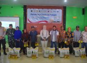 Jelang Idulfitri, Wali Kota Kendari Luncurkan Bantuan Pangan, 280 Warga Bungkutoko Terima Beras dan Minyak
