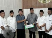 Pemkot Kendari Ajak Warga Jaga Kebersihan dan Manfaatkan Call Center 112 dalam Safari Ramadan di Puuwatu