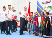 HUT Sultra ke-62, Gubernur ASR Tinjau Langsung Sunatan Massal Gratis untuk 260 Anak
