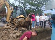 Pemkot Kendari Sigap Tangani Banjir di Kantor Diskominfo Sultra