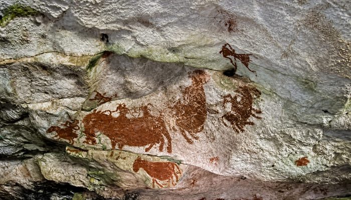 BI Sultra Dorong Pengembangan Wisata Gua Purba Liang Kabori hingga Tenun Masalili Muna