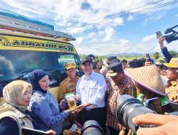 Enam Daerah Terdampak Banjir di Sultra Dapat Bantuan 52 Ton Beras dan Minyak Goreng