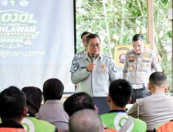 Dukung Kegiatan Polantas Menyapa: Jasa Raharja Bekali Komunitas Ojol dengan Edukasi Keselamatan dan PPGD