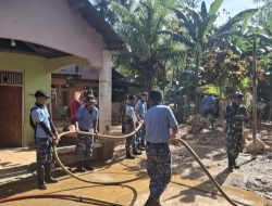 Prajurit Lanud Haluoleo, Pengabdian Tanpa Batas untuk Masyarakat Terdampak Banjir