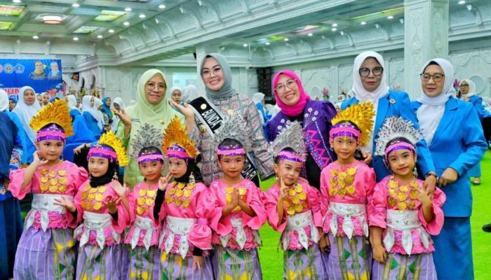 Bunda PAUD Kendari Dorong Peningkatan Pendidikan Anak Usia Dini pada HUT IGTKI-PGRI