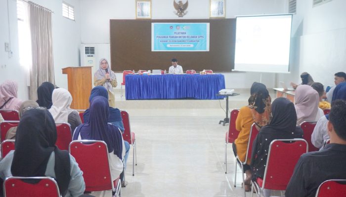 Tingkatkan Keamanan Pangan, Relawan Dapur SPPG Lanud Haluoleo Ikuti Pelatihan Penjamah Makanan