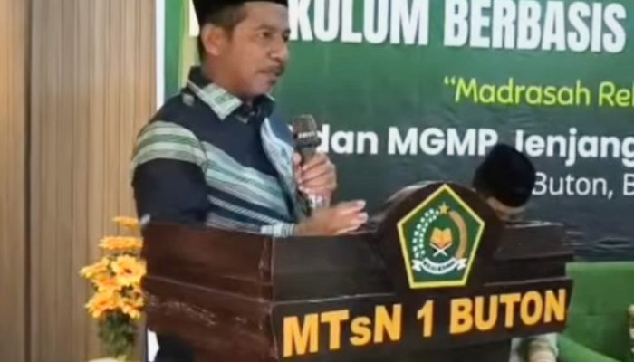 Kakanwil Kemenag Sultra Buka Bimtek Kurikulum Berbasis Cinta, Dorong Madrasah Kepulauan Buton Jadi Pusat Lahirnya Generasi Unggul