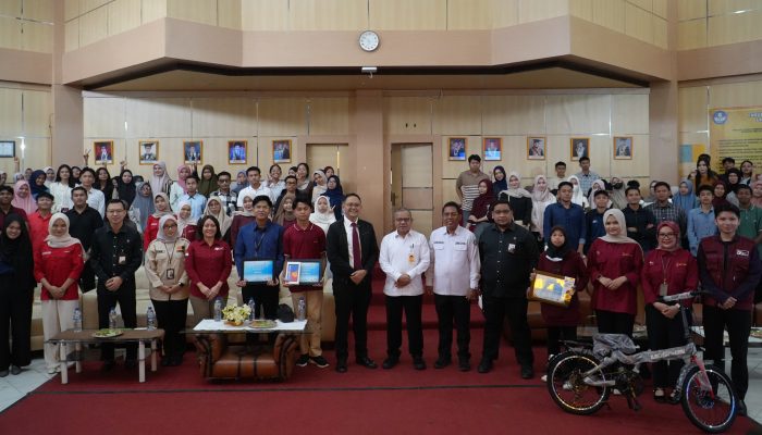 OJK Sultra Kukuhkan 252 Mahasiswa Jadi Duta Literasi Keuangan untuk Lawan Modus Penipuan Digital