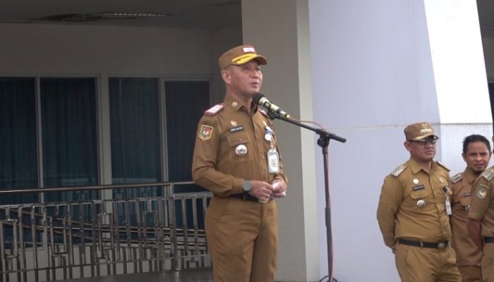 Pimpin Apel Gabungan, Sekda Kendari Tegaskan Disiplin ASN, Siapkan Evaluasi Lurah dan Camat yang Langgar Integritas
