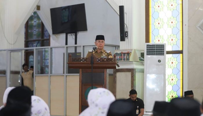 Hadiri Pengukuhan Pengurus MUI Sultra, Gubernur: Keberhasilan Pembangunan Sangat Tergantung Dukungan Alim Ulama