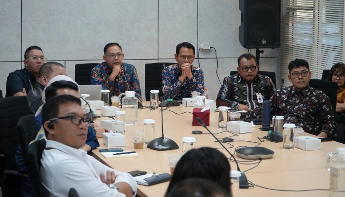 Forum Koordinasi Bersama OJK, BPS Sultra Kenalkan Metode ‘Ngibar’ untuk Permudah Sensus Ekonomi 2026