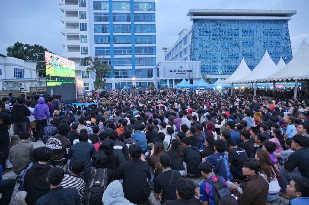 Warga Kendari antusias menyaksikan final Piala Dunia 2026 di Balai Kota.