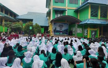Diskominfo Kendari Gencarkan Literasi Digital di Sekolah, Sosialisasikan Pembatasan Media Sosial bagi Anak di Bawah 16 Tahun
