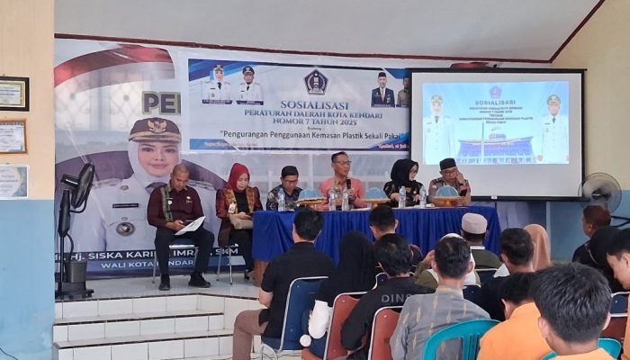 Sekda Kendari Sosialisasikan Perda Pengurangan Plastik Sekali Pakai
