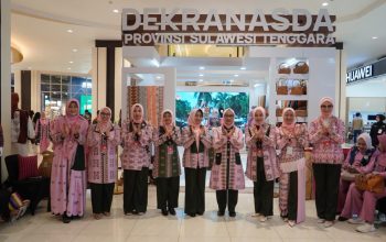 Shintya Putri Anawula Sudirman hadiri pameran di Makassar.