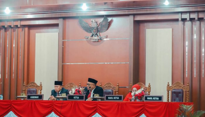 Gubernur Sultra Hadiri Paripurna DPRD, Simak Pidato Kenegaraan Presiden Prabowo di HUT ke-81 RI