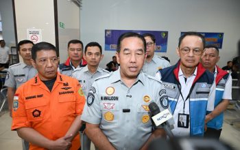 Pastikan Pelayanan Maksimal, Direksi Jasa Raharja Tinjau Korban Kebakaran KM Mutiara Sentosa II