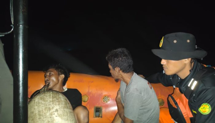 Dua ABK Kapal Barang Selamat, Tim SAR Gabungan Berhasil Evakuasi di Perairan Tanjung Taipa