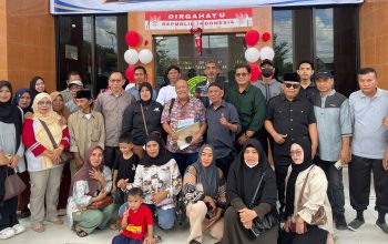 Sidang Pembuktian Tanah Ulayat Ndonganeno - Weri Bone Konsel, Warga Adat Serahkan Bukti ke PTUN
