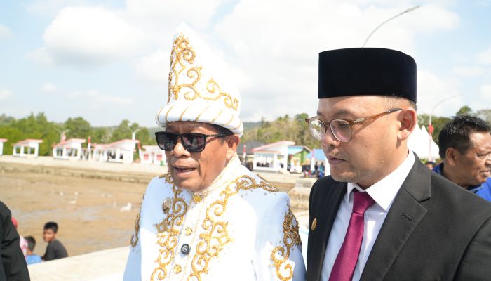 HUT RI ke-81 di Sorue Jaya, OJK Sultra dan KKP Dorong Ekonomi Warga Pesisir Lewat Program KNMP