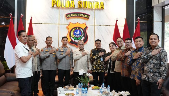 Perkuat Penegakan Hukum Sektor Keuangan, OJK dan Polda Sultra Pererat Sinergi