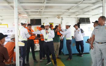 Peringati Bulan Keselamatan Transportasi 2026, Jasa Raharja, KSOP Kendari dan ASDP Edukasi Keselamatan Penumpang KMP Bahteramas