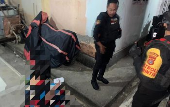 Patroli Tengah Malam, Tim Perintis Polda Sultra Bantu Perempuan Sakit Maag