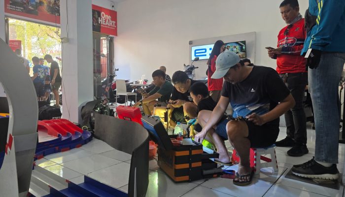 Kompetisi Balap Tamiya MPM Makassar Dekatkan Honda dengan Anak Muda