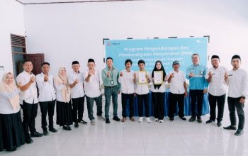 PT. Vale Indonesia Serahkan Ijazah Paket C di Pomalaa, Buka Peluang Kerja bagi Masyarakat